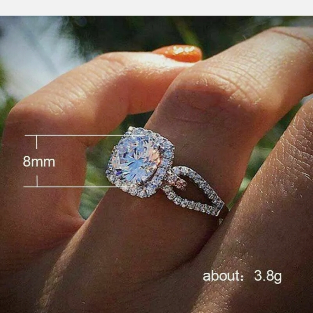 Women 925 Silver Ring Round Cut White Sapphire - Picture 1 of 1